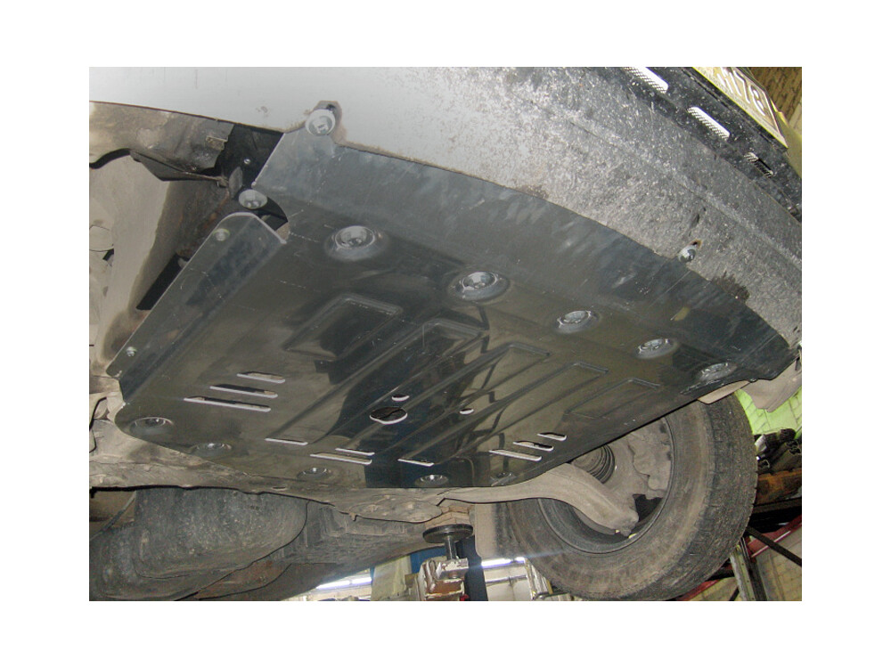 Skid plate for Renault Master 2010-, 2,5 mm steel  (engine + gear box)